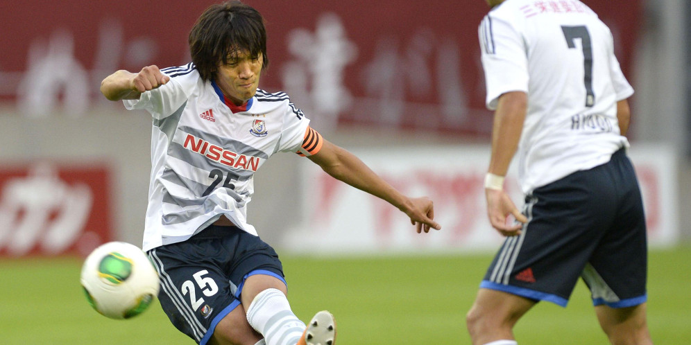 Menikmati Aksi Maestro Freekick Asia Shunsuke Nakamura